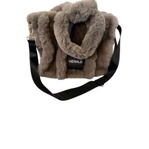 NEW HERALD FAUX FUR TAUPE Large Tote